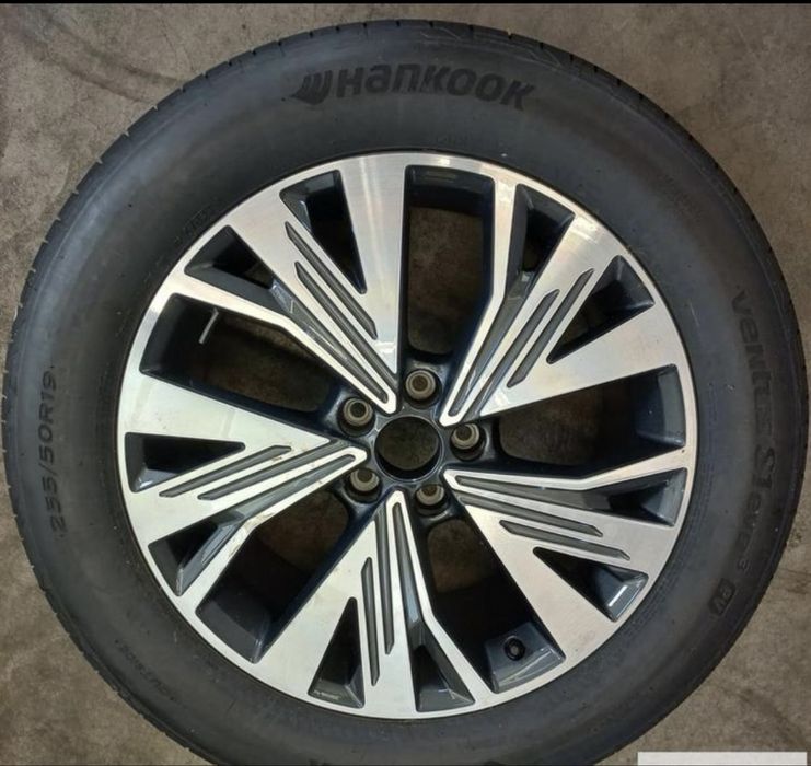 Audi джанти 19 цола Q4 Е-TRON