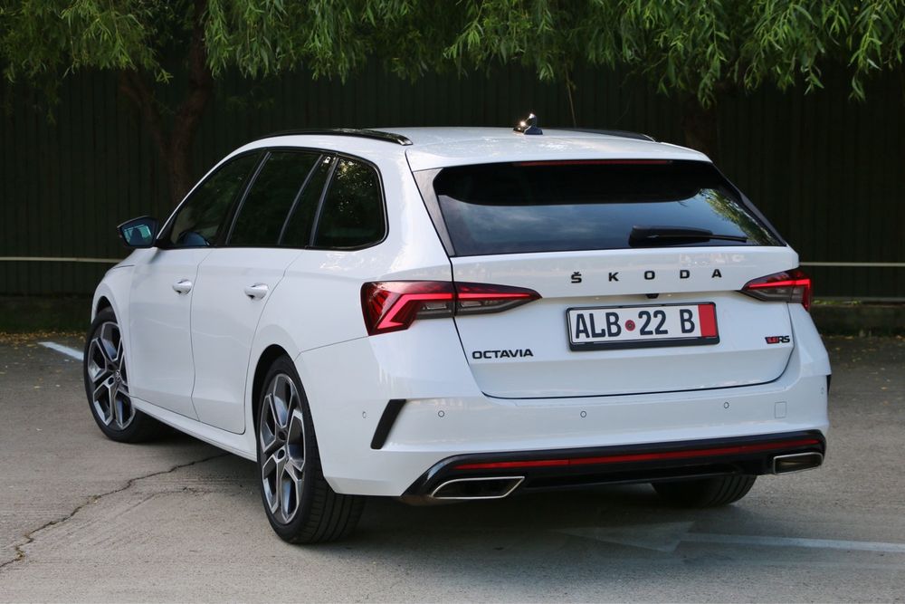 Skoda Octavia vRS  2023 2.0 200cp Euro6 Automata / Cristal / Keyless / Virtual / Carplay