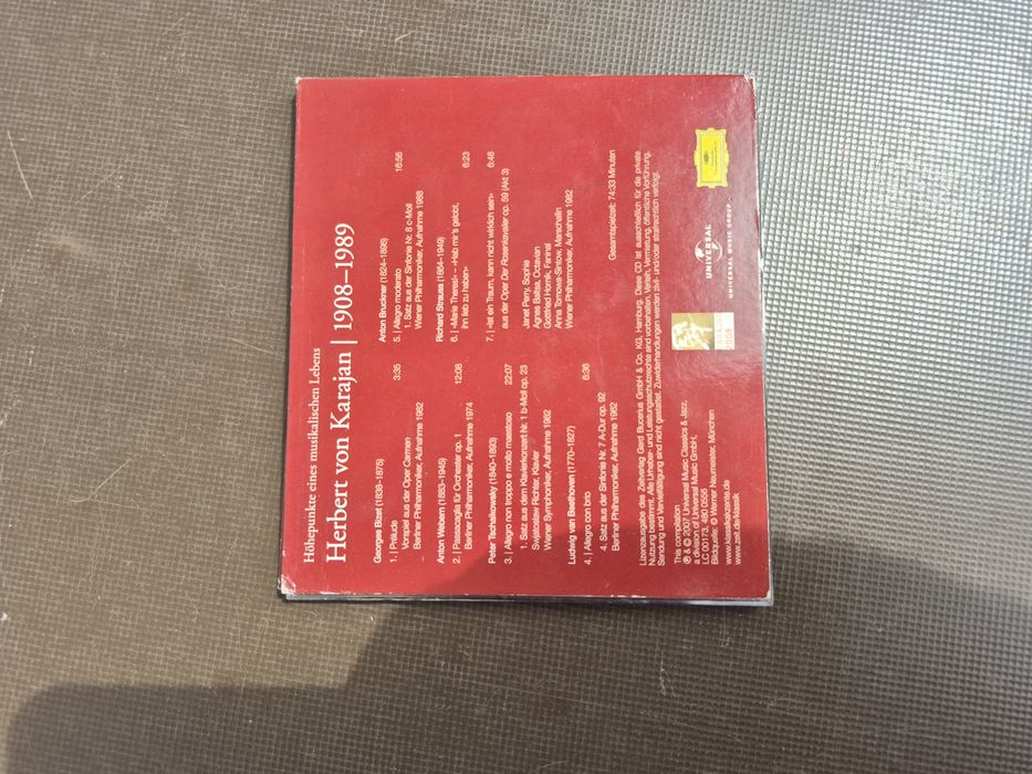 Vând 8 CD originale  muzică clasica mixta