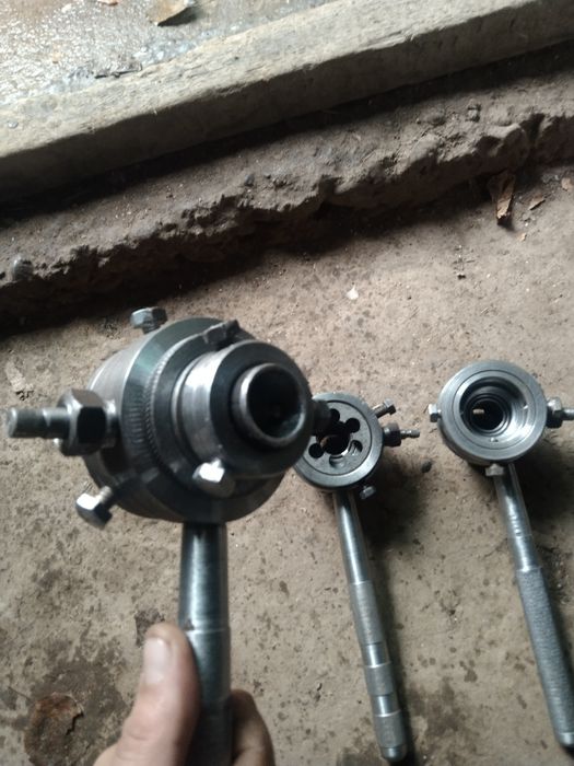 Клупп трещетка для нарезания резьбы