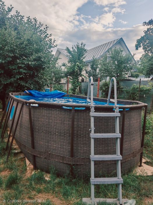 Vând piscina Bestway 549/274 cm