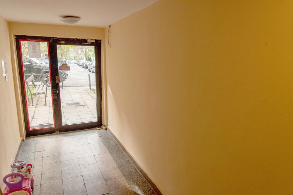 Продава се Тристаен апартамент в ж.Южен парк - 100 кв.м за 2680 €/кв.м - Снимка #15