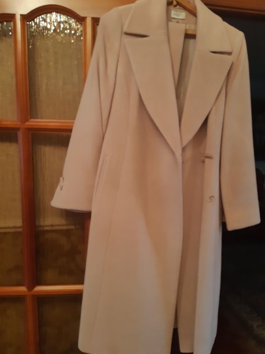 Пальто демисезонное