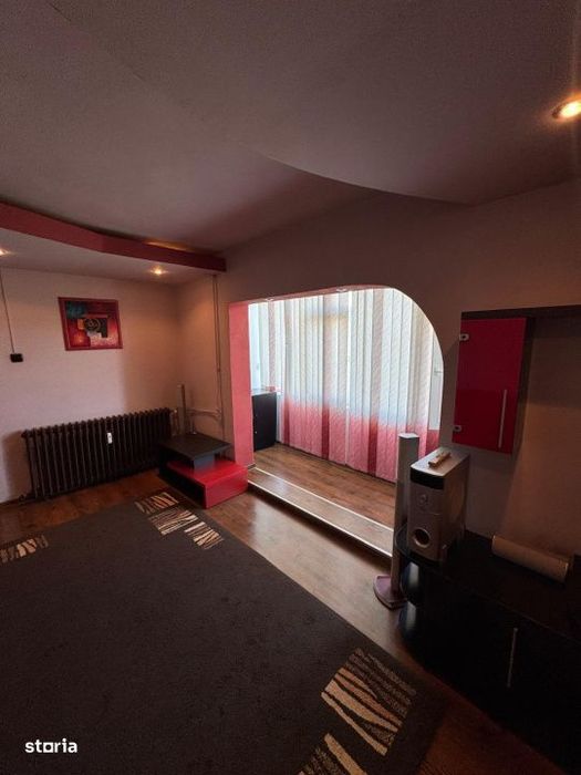 Apartamenr 2 camere, 54 mp, zona Brazda