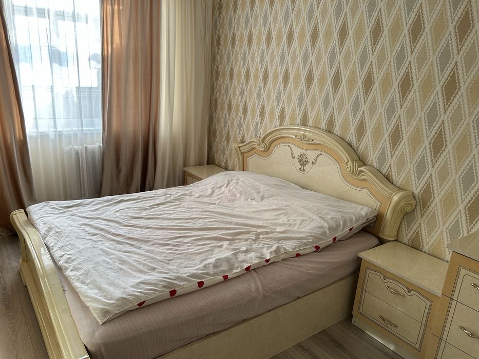 Продам кровать 160*200, с ортопедическим матрасом