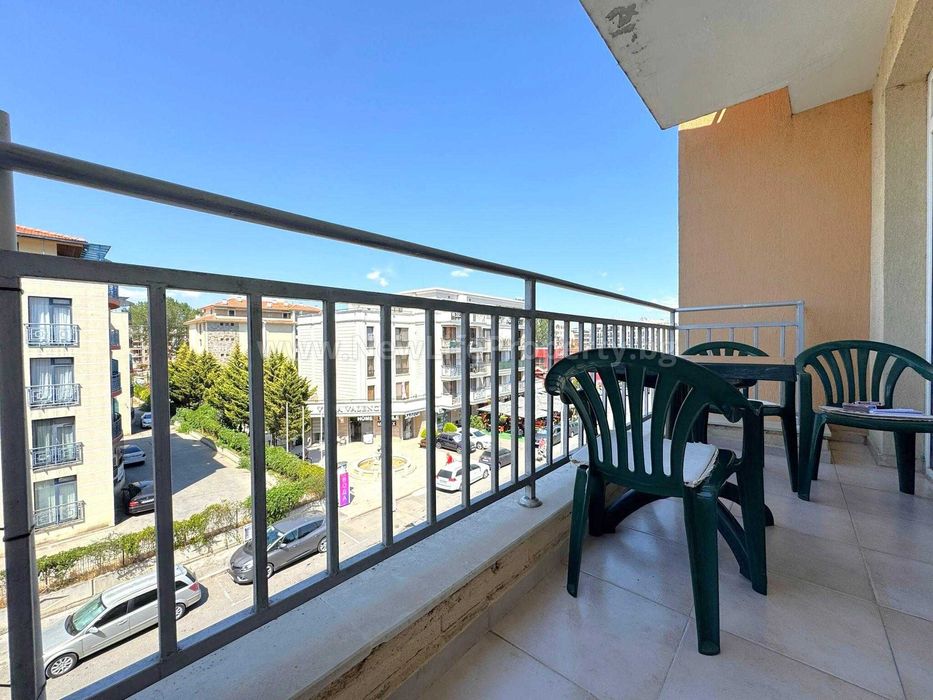 Продава се Двустаен апартамент в к.к. Слънчев бряг - 49 кв.м за 1164 €/кв.м - Снимка #13