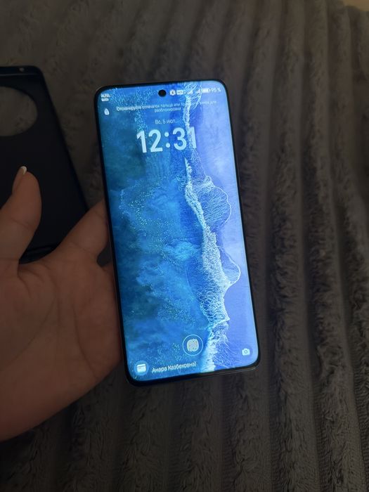 Продам телефон honor x9b