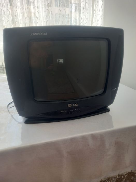 Продам телевизор LG