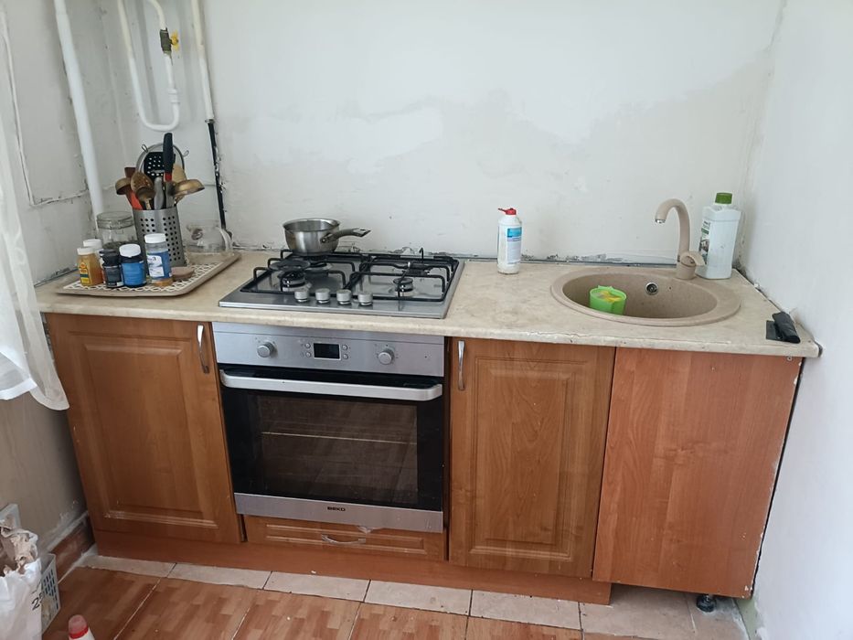 Продам кухонный гарнитур