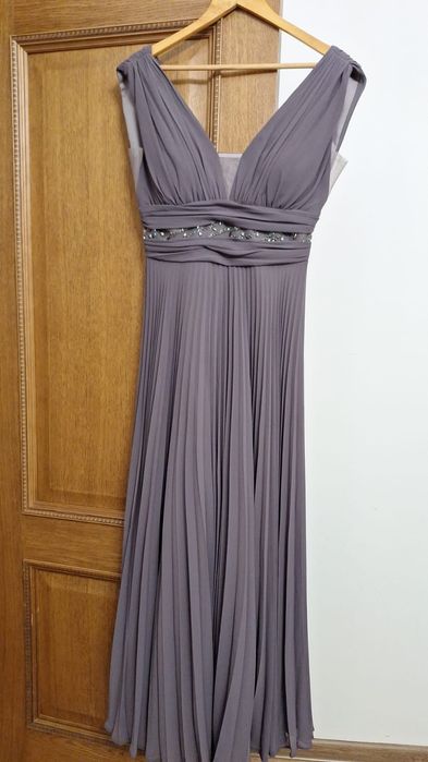 Продам платье нарядное вечернее