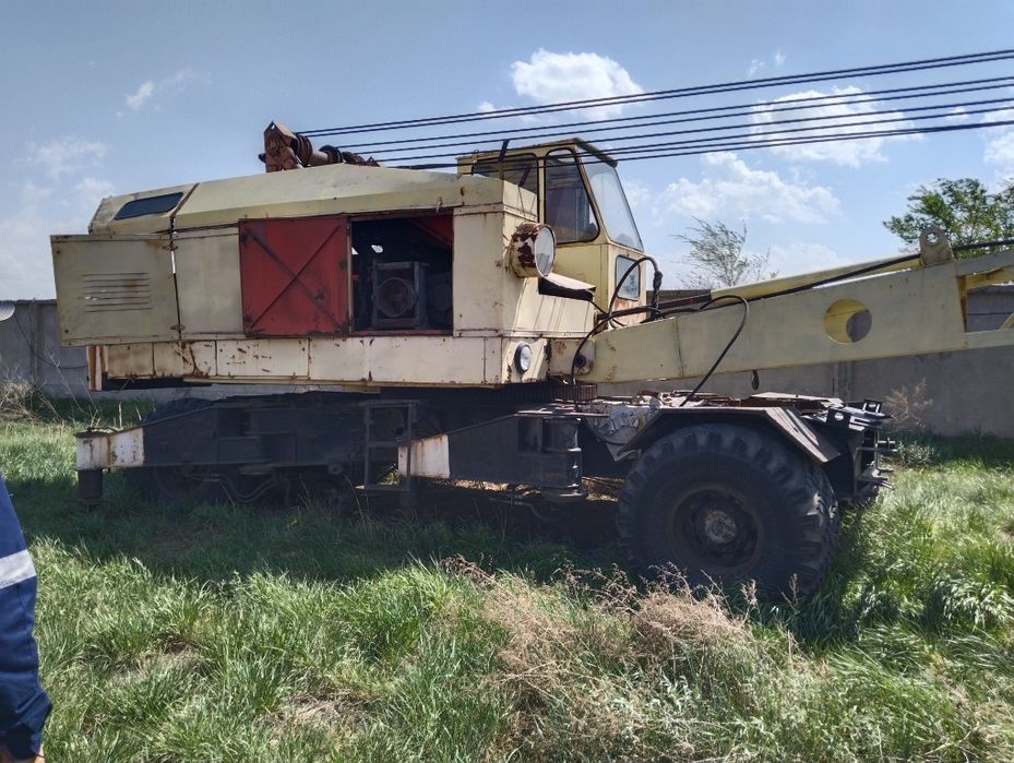 Продам Кран по запчастям