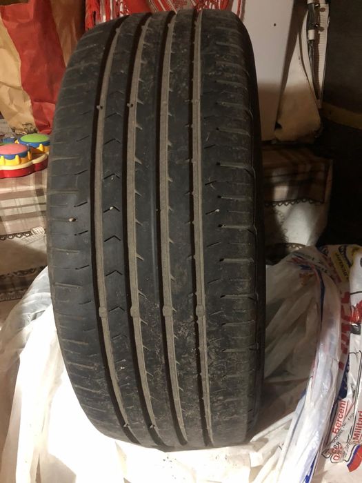 Anvelopa vara Continental Premium Contact 215/55/17