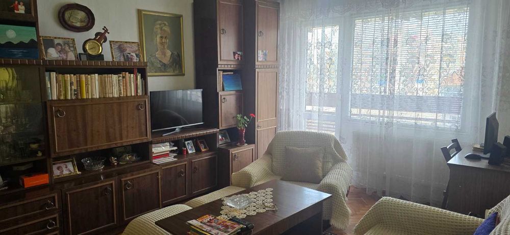 Продава се Двустаен апартамент в Русе, Централен южен район - 60 кв.м за 846 €/кв.м - Снимка #1