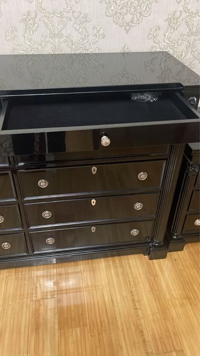 Продам комод новый