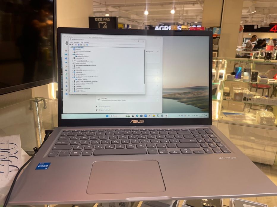 Ноутбук  Asus 512 ssd