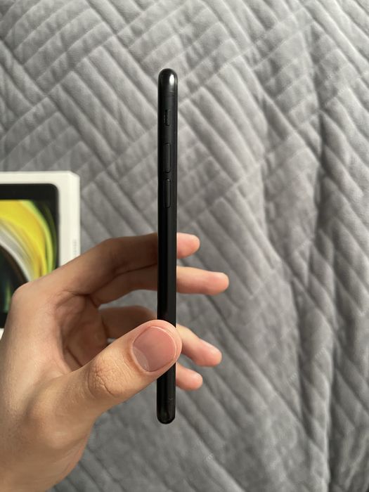 Айфон se 2020 се 2020