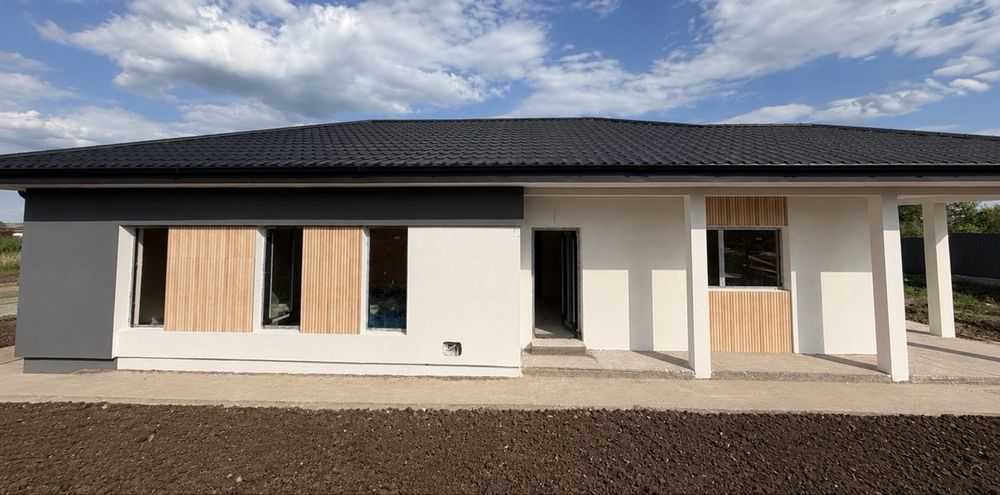 Alegria Home/Imobil finalizat/Proiect nou/Miroslava/Vorovesti/4c/2bai/teren 432 mp/incalzire pardoseala/TVA inclus in pret