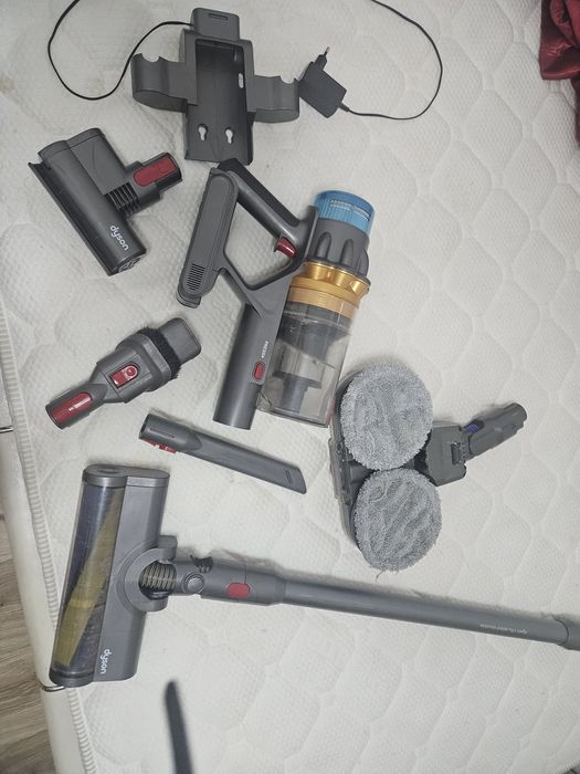 Прахосмукачка Dyson