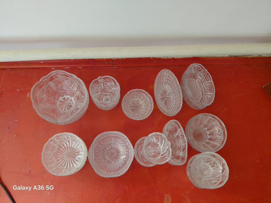 Хрустал ыдыстар сатылады