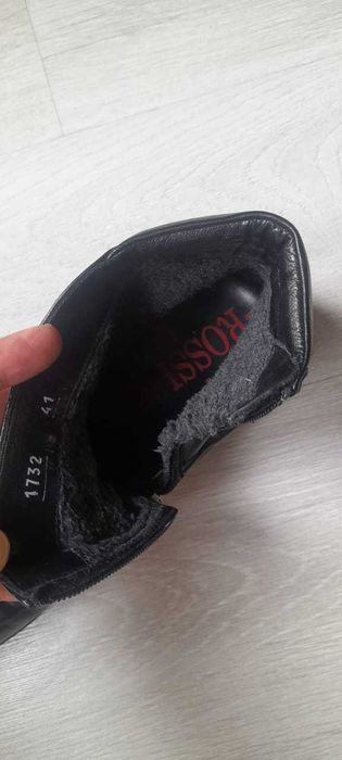 продам мужские ботинки ROSSI