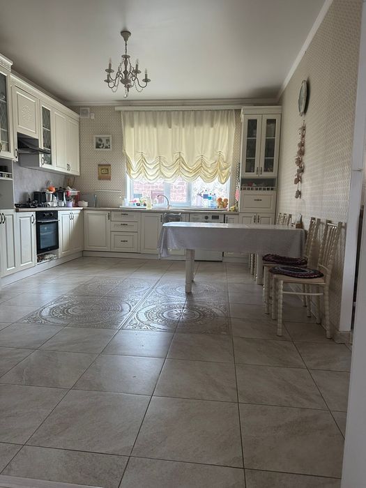 Коттедж 260 кв.м продам п.Караоткель