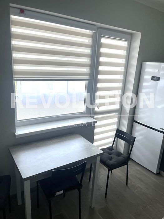 Дава се под наем Тристаен апартамент в Варна, Левски - 65 кв.м за 650 € - Снимка #3