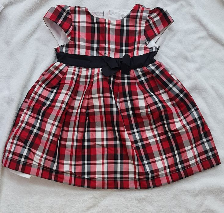 Рокля  Carter's.