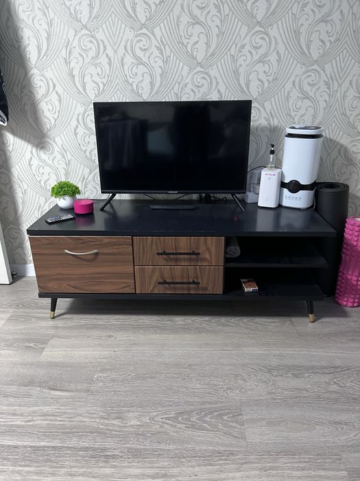 Срочно продам тумбочку