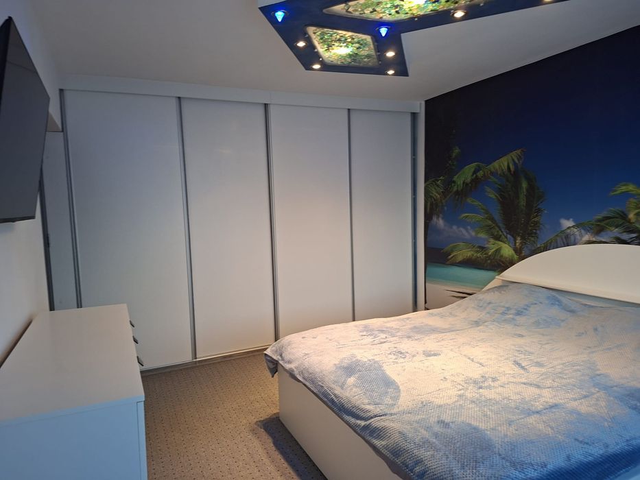 Apartament central de închiriat