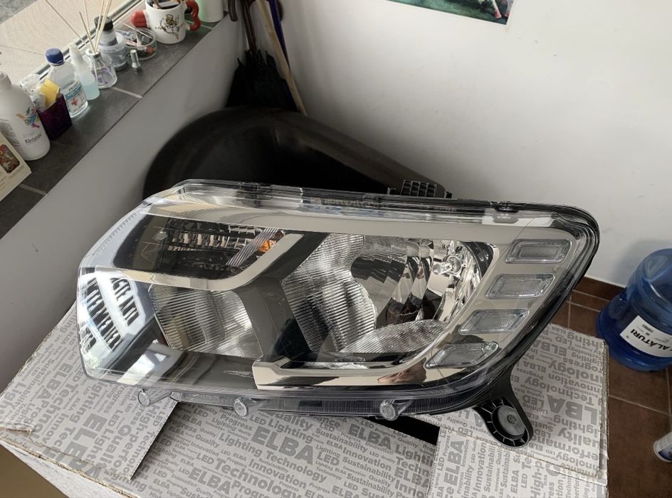 Far Stanga Dreapta Dacia 2017-2020