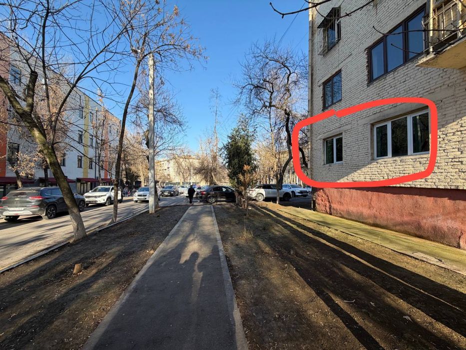 3/1/4 70м Срочно! Продам , Ялангач массив  190 школа