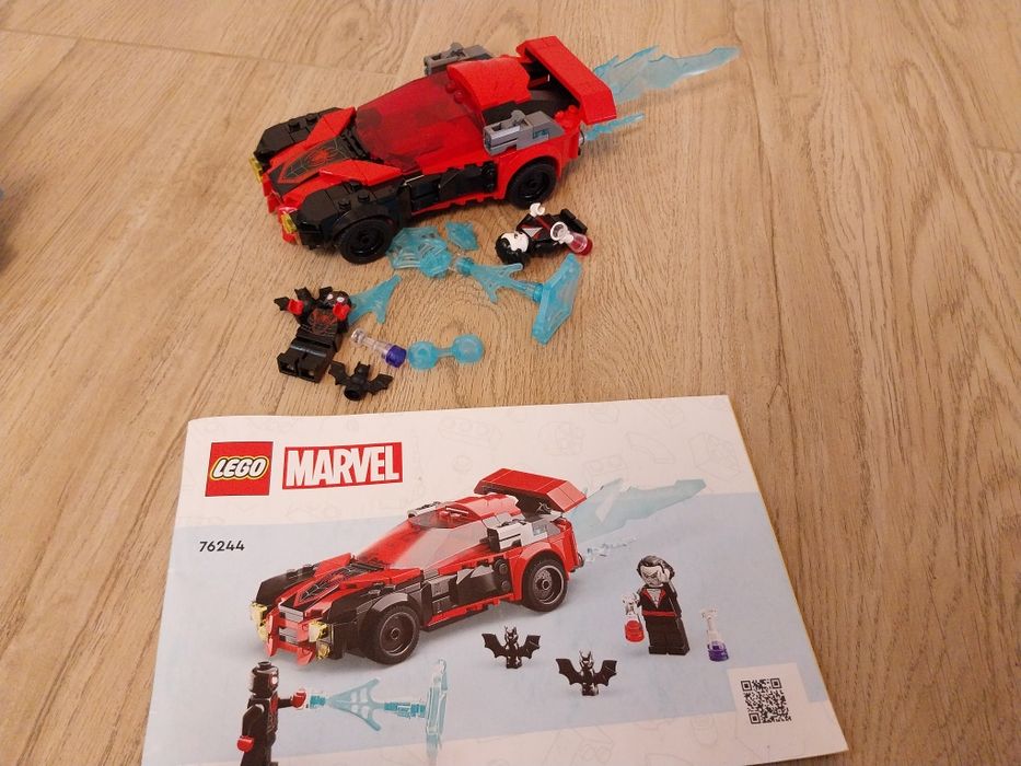 Vând seturi Lego Marvel