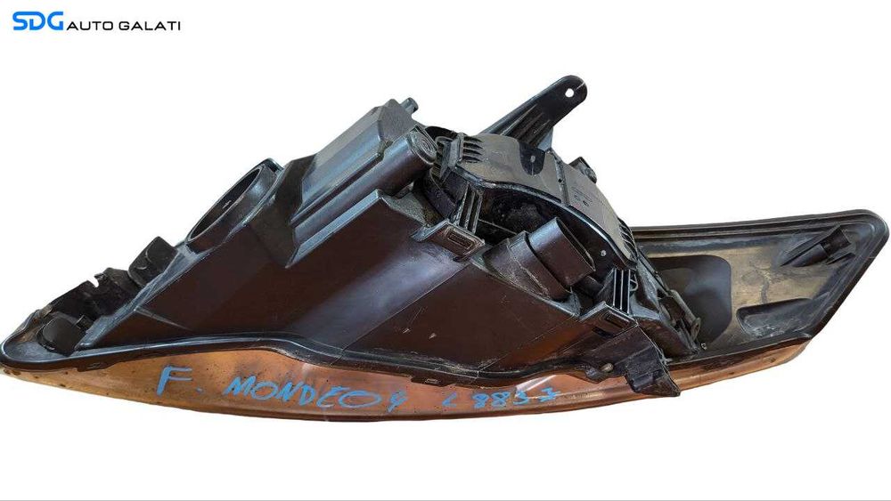 Far Dreapta EUROPA FARA Xenon Ford Mondeo 4 MK4 2007 - 2014 Cod 7S71-13K060-AB 7S71-13K060-AB [L8837]