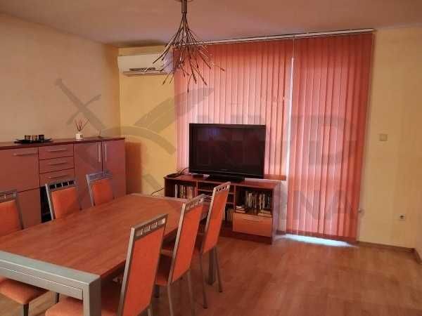 Дава се под наем Тристаен апартамент в Варна, ЖП Гара - 89 кв.м за 750 € - Снимка #2
