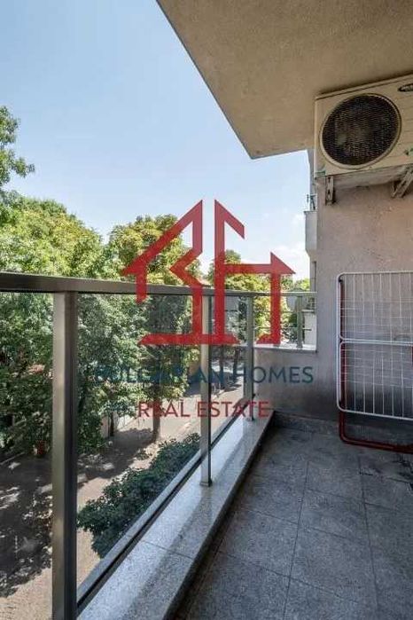 Дава се под наем Двустаен апартамент в София, Център - 60 кв.м за 750 € - Снимка #13