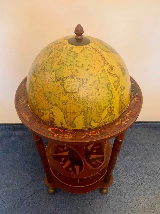 Винтидж бар-глобус / мини бар за алкохол – 100 см
