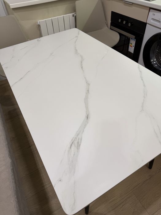 Стильный керамический стол 180×80 с 2 стульями