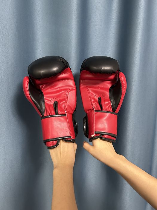 Перчатки для бокса