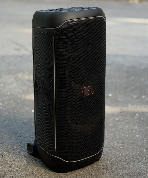 Аудио система JBL PARTYBOX ULTIMATE – 1100W RMS, DOLBY ATMOS, Wi-Fi, Bluetooth, Party Lights