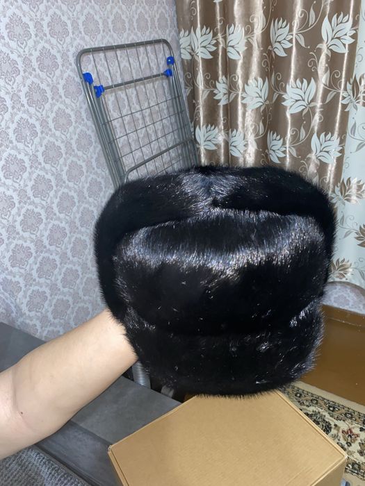 новая норковая мужская кепка