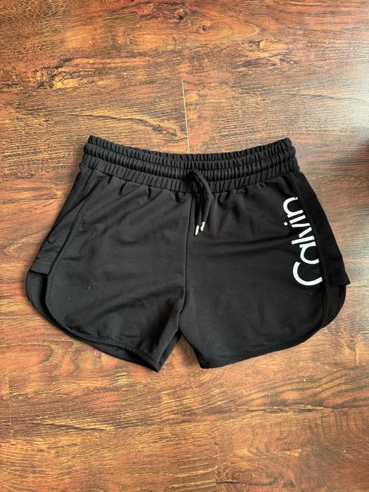 Шорти Calvin Klein