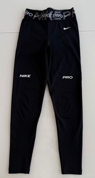 Дамски клин Nike Pro