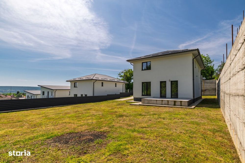 Casa individuala noua P+1 - 140 mp - Teren 663 mp - Argeselu