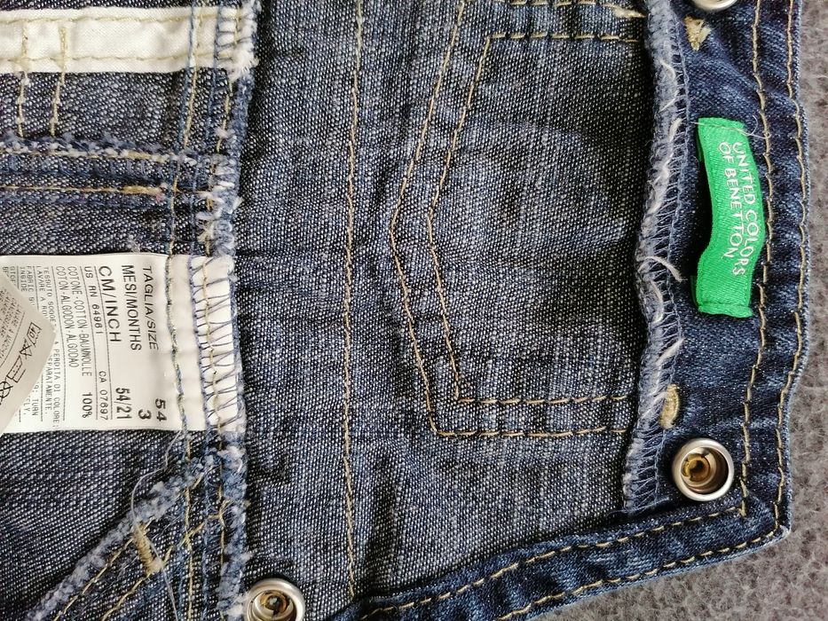 Дънков гащеризон Benetton за 3-6 мес. момче, нов, къси панталонки