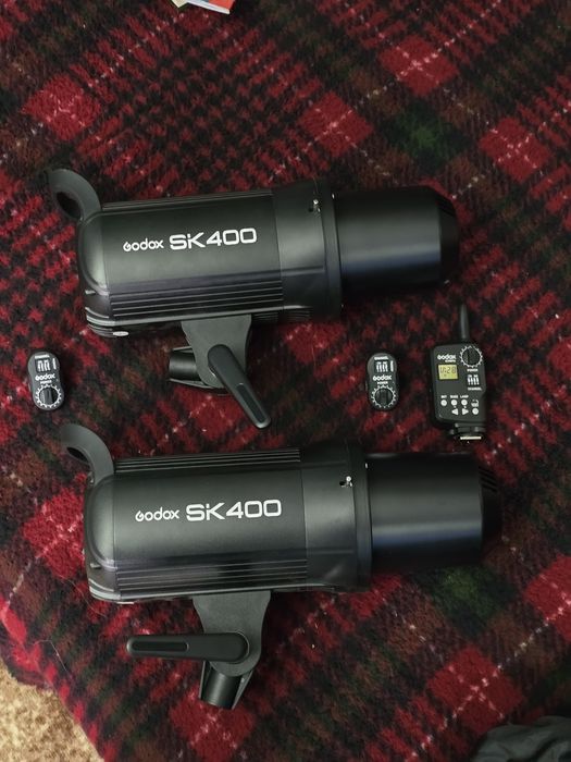 Godox SK400 комплект – 2 студийни светкавици + тригер