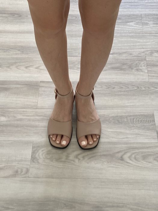 Сандали женские классические