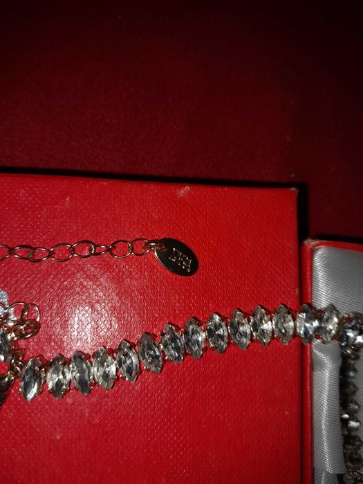 Colier de la Zara...