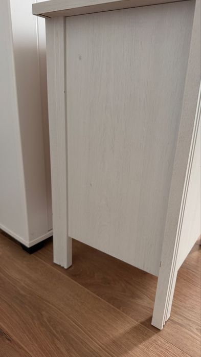 Vand noptiera Ikea Brusali