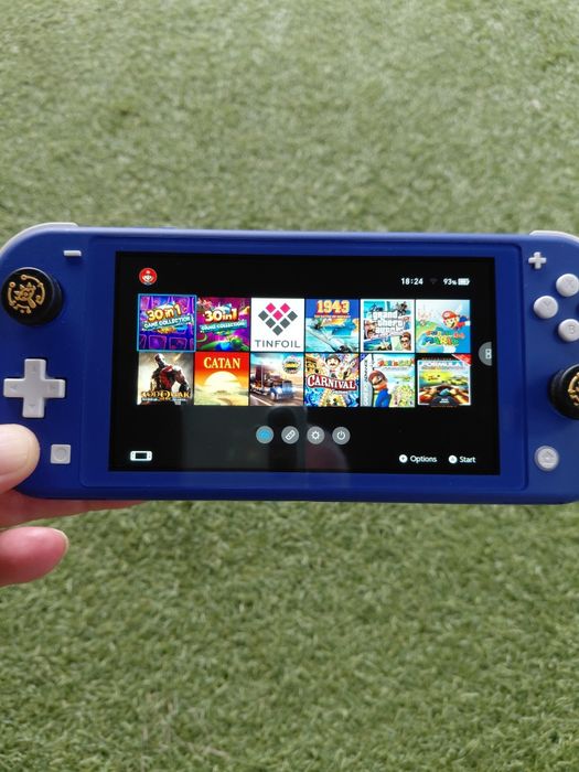 Nintedo Switch Lite modat cu cip raspberry pi 2040 si card de 128 Gb