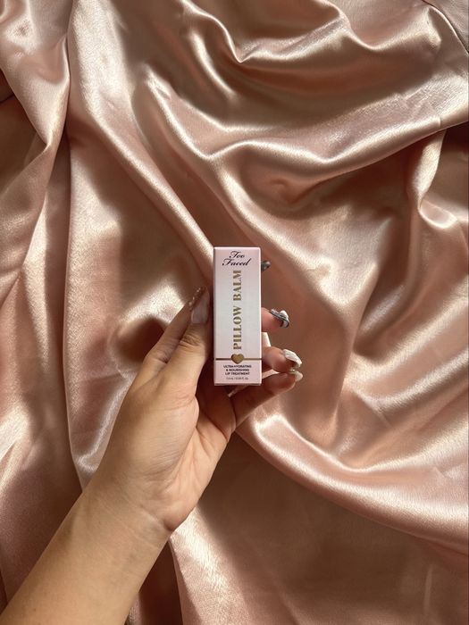 Too Faced Pillow Balm Hydrating Lip Treatment